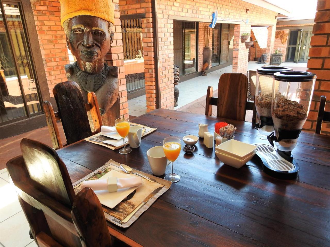 Ubuntu Bed And Breakfast Marloth Park Exterior photo