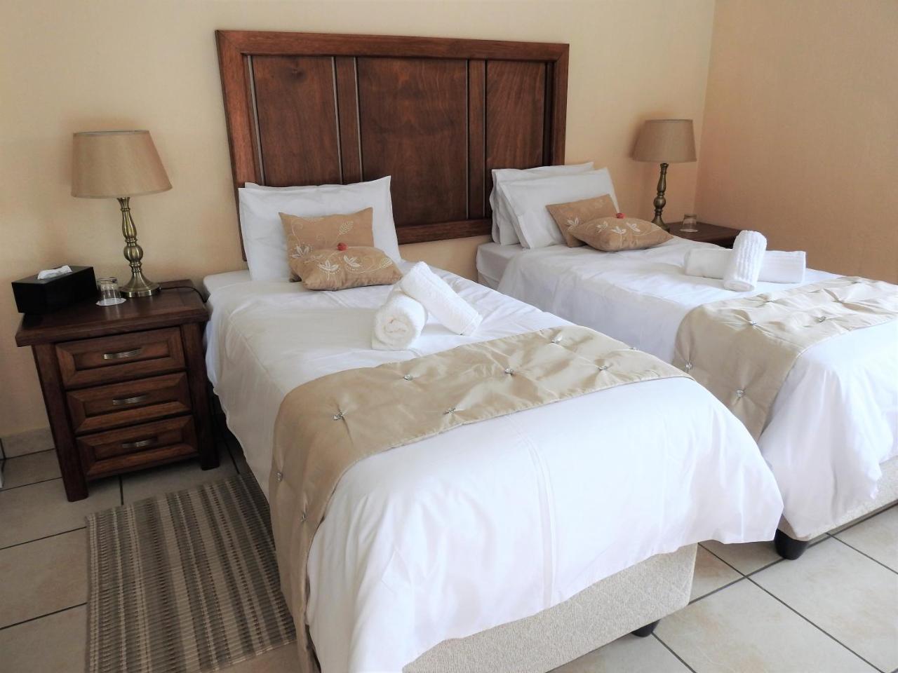 Ubuntu Bed And Breakfast Marloth Park Exterior photo